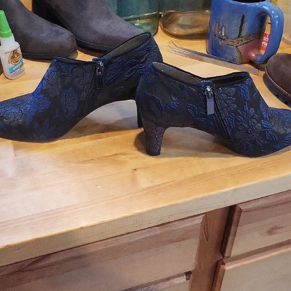 Bandolino Blue Floral Ankle Booties